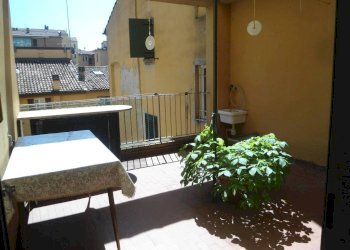 Terrazzo - Trilocale via del Borgo di San Pietro, Bologna (zona Irnerio) - foto 1