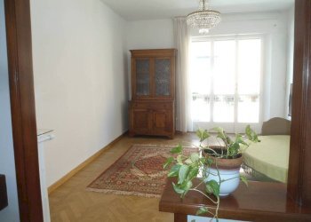 Stanza non arredata - Trilocale via del Borgo di San Pietro, Bologna (zona Irnerio) - foto 6