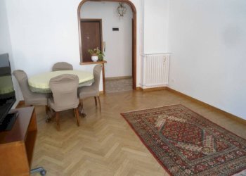 Salone - Trilocale via del Borgo di San Pietro, Bologna (zona Irnerio) - foto 9