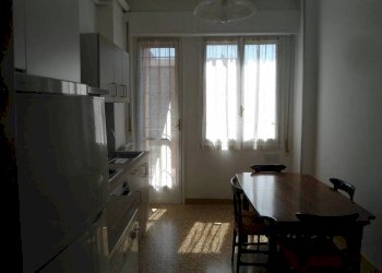 Cucina - Trilocale via del Borgo di San Pietro, Bologna (zona Irnerio) - foto 12