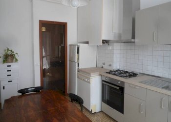 Cucina - Trilocale via del Borgo di San Pietro, Bologna (zona Irnerio) - foto 14
