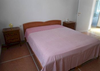 Camera da letto - Trilocale via del Borgo di San Pietro, Bologna (zona Irnerio) - foto 36