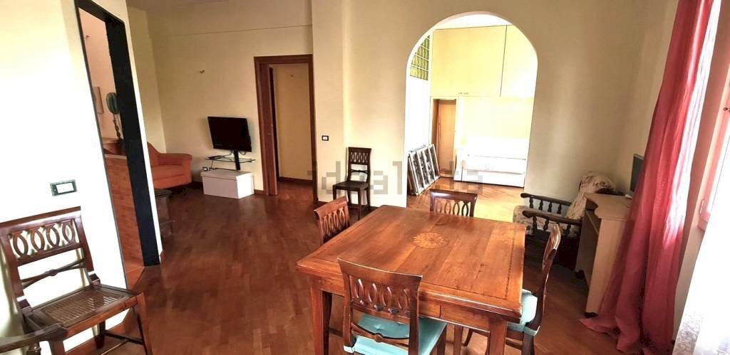 Salone - Appartamento via Enrico Figari, Camogli - foto 2