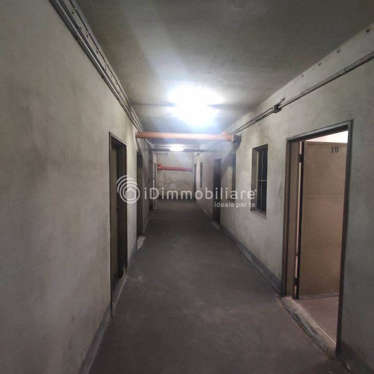 Magazzino - Warehouse via Varese, 1, Torino - photo 2