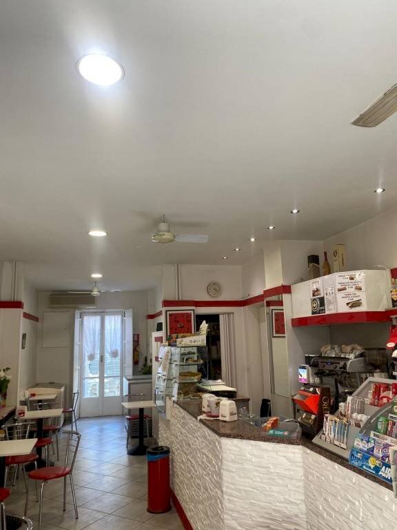 Interno non residenziale - Bar Tavola Calda - Fredda via Chiesa della Salute, 118, Torino - foto 3