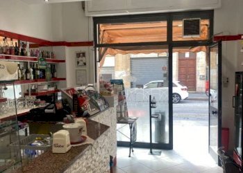 Interno non residenziale - Bar Tavola Calda - Fredda via Chiesa della Salute, 118, Torino - foto 2