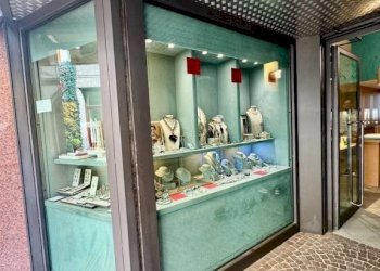 Vista - Negozio via Italia, 12, Biella - foto 3