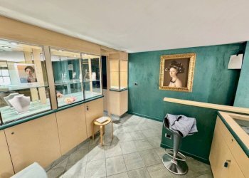 Soppalco - Negozio via Italia, 12, Biella - foto 15