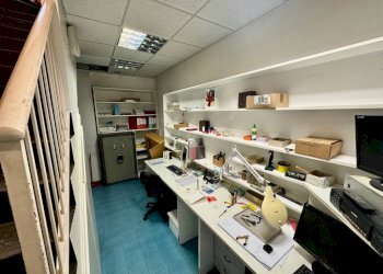 Magazzino - Negozio via Italia, 12, Biella - foto 22