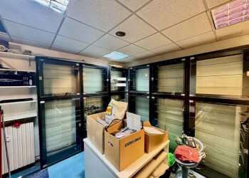 Magazzino - Negozio via Italia, 12, Biella - foto 28