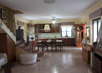 Salone - Villa via Piano Marina, Roseto Capo Spulico - photo 28