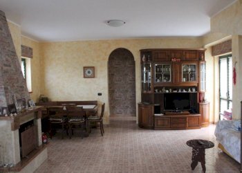 Salone - Villa via Piano Marina, Roseto Capo Spulico - photo 30