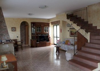 Salone - Villa via Piano Marina, Roseto Capo Spulico - foto 1