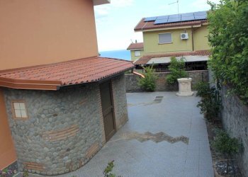 Cortile interno - Villa via Piano Marina, Roseto Capo Spulico - foto 12