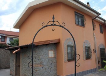 Facciata - Villa via Piano Marina, Roseto Capo Spulico - foto 24