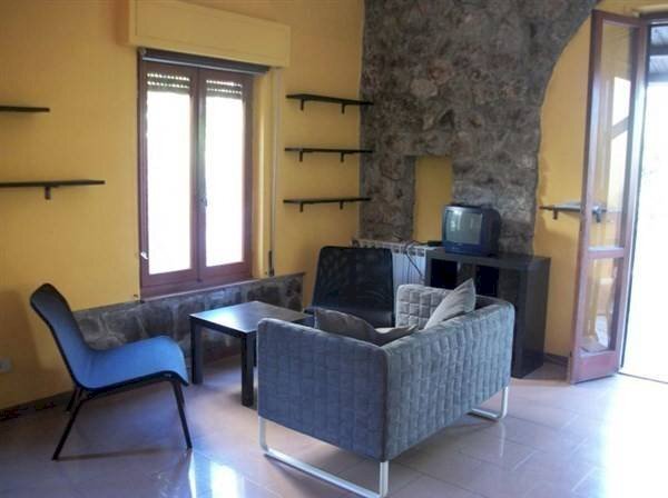 Salone - Trilocale via Podenzana, Massa - foto 1