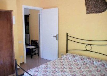 Camera da letto - Trilocale via Podenzana, Massa - foto 7