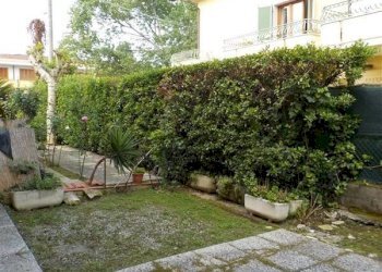 Giardino - Trilocale via Podenzana, Massa - foto 14