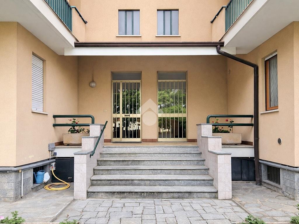 Apartment Via Milano, Bra - photo 2