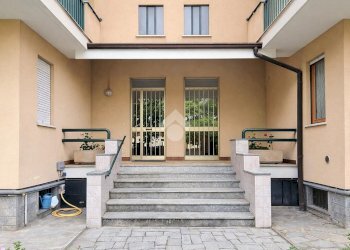 Apartment Via Milano, Bra - photo 2