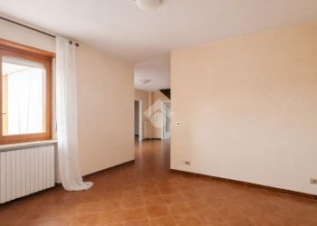Apartment Via Milano, Bra - photo 6