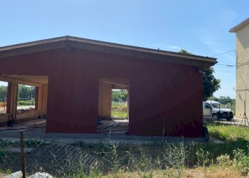 Negozio Castel San Pietro Terme - foto 2