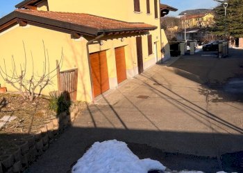 Villa a Schiera Montese - foto 1