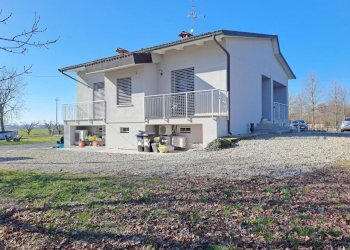 Independent house Ravarino - photo 1