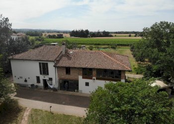 Casa indipendente Castel San Pietro Terme - foto 3