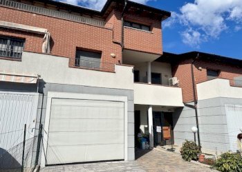 Villa a Schiera Bomporto - foto 1