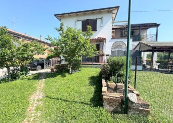 Semi-detached Villa Granarolo dell'Emilia - photo 2