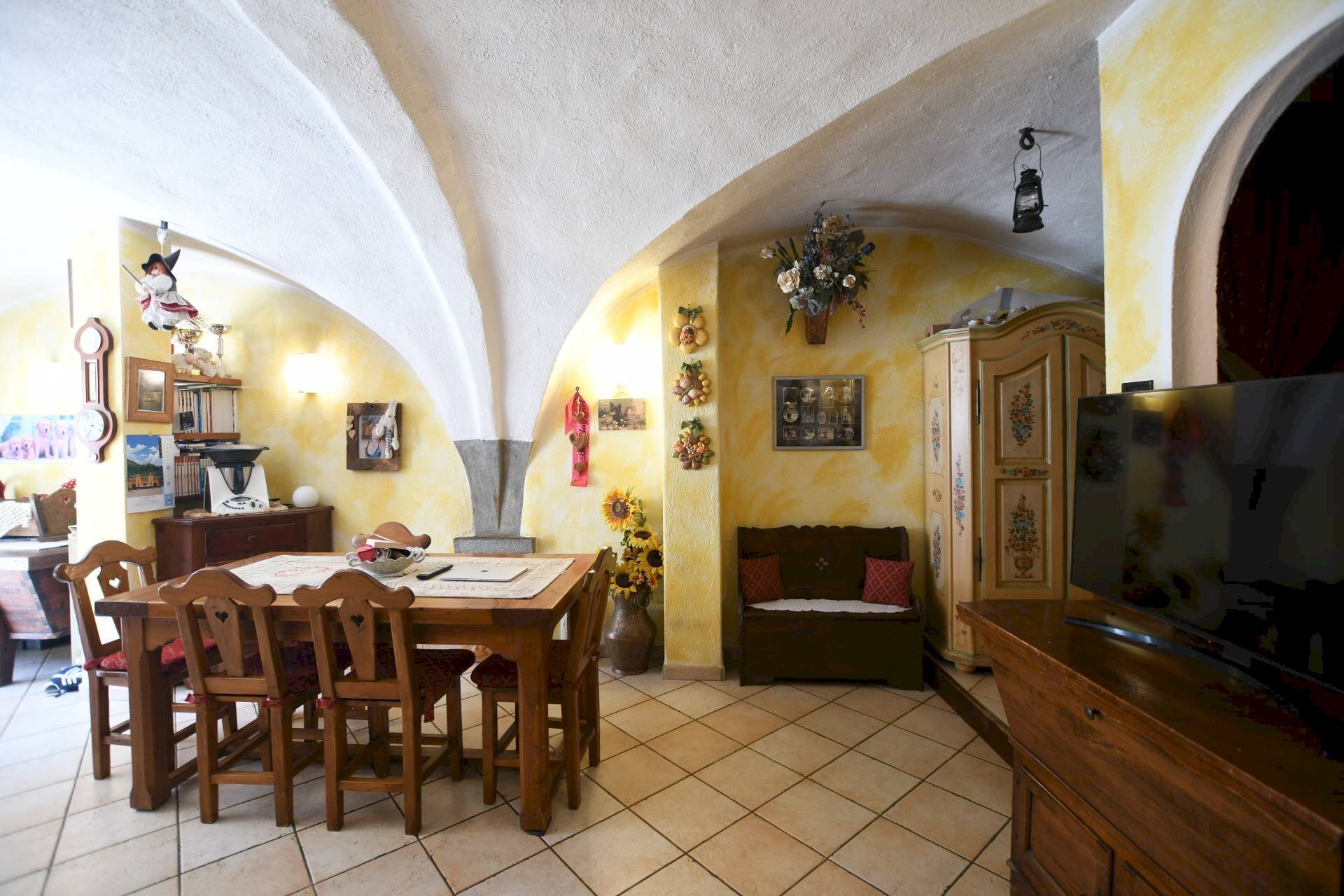 Portion of a house Oulx - photo 1