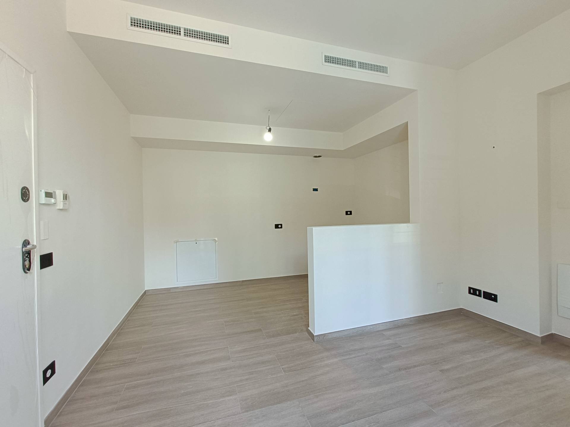 Two-room apartment Sanremo - photo 2