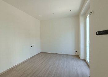 Two-room apartment Sanremo - photo 4