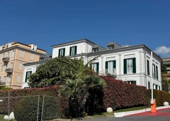 Two-room apartment Sanremo - photo 12