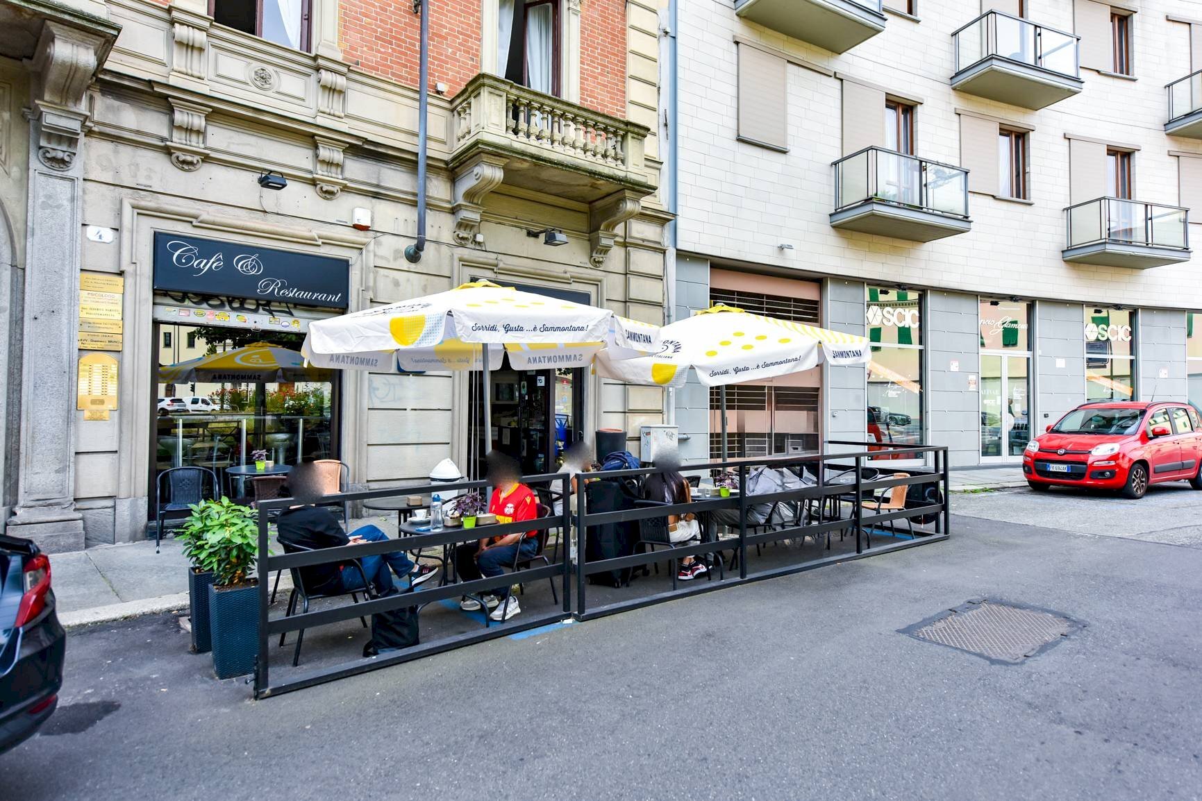 Commercial Activity Torino (neighborhood San Salvario) - photo 3