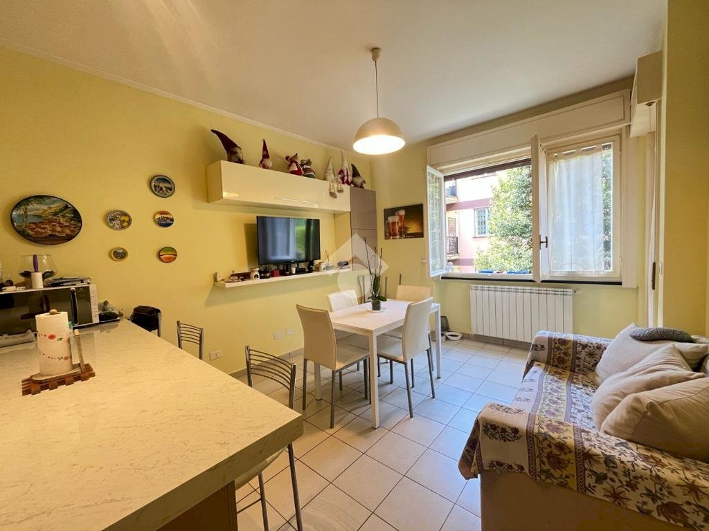 Four-room apartment Via Fratelli Betti, Rapallo - photo 1