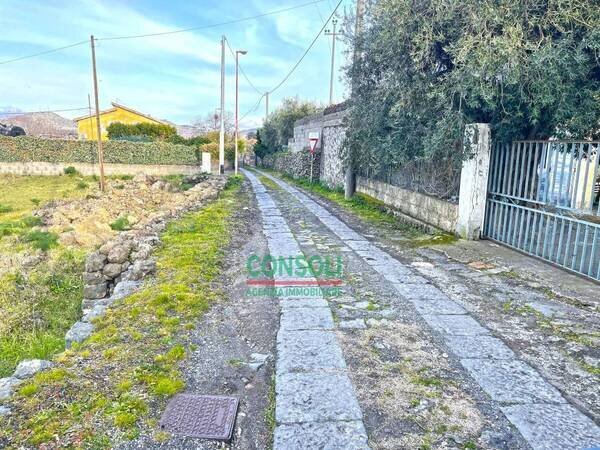 Casa indipendente Castiglione di Sicilia - foto 2