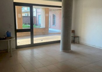 Commercial Premises Moncalieri - photo 2