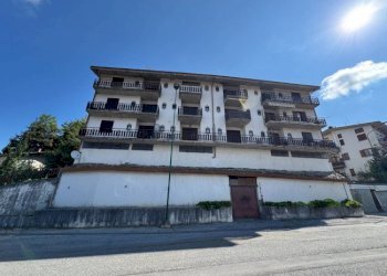 Three-room apartment Roburent - photo 15
