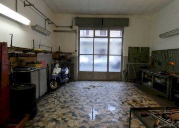 Shop Torino (neighborhood Crocetta) - photo 1