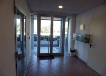 Commercial Premises Rosta - photo 2