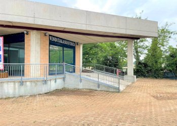 Foto 12 - Commercial Premises via antonio meucci, Isso - photo 12