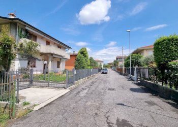 Foto 4 - Terreno edificabile via buonarrotti
 
10, Osio Sopra - foto 4