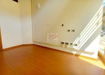 Foto 3 - Negozio via trento e trieste
 
6, Trezzo sull'Adda - foto 3