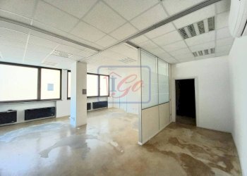 Foto 2 - Commercial Premises via michelangelo, Trezzo sull'Adda - photo 2