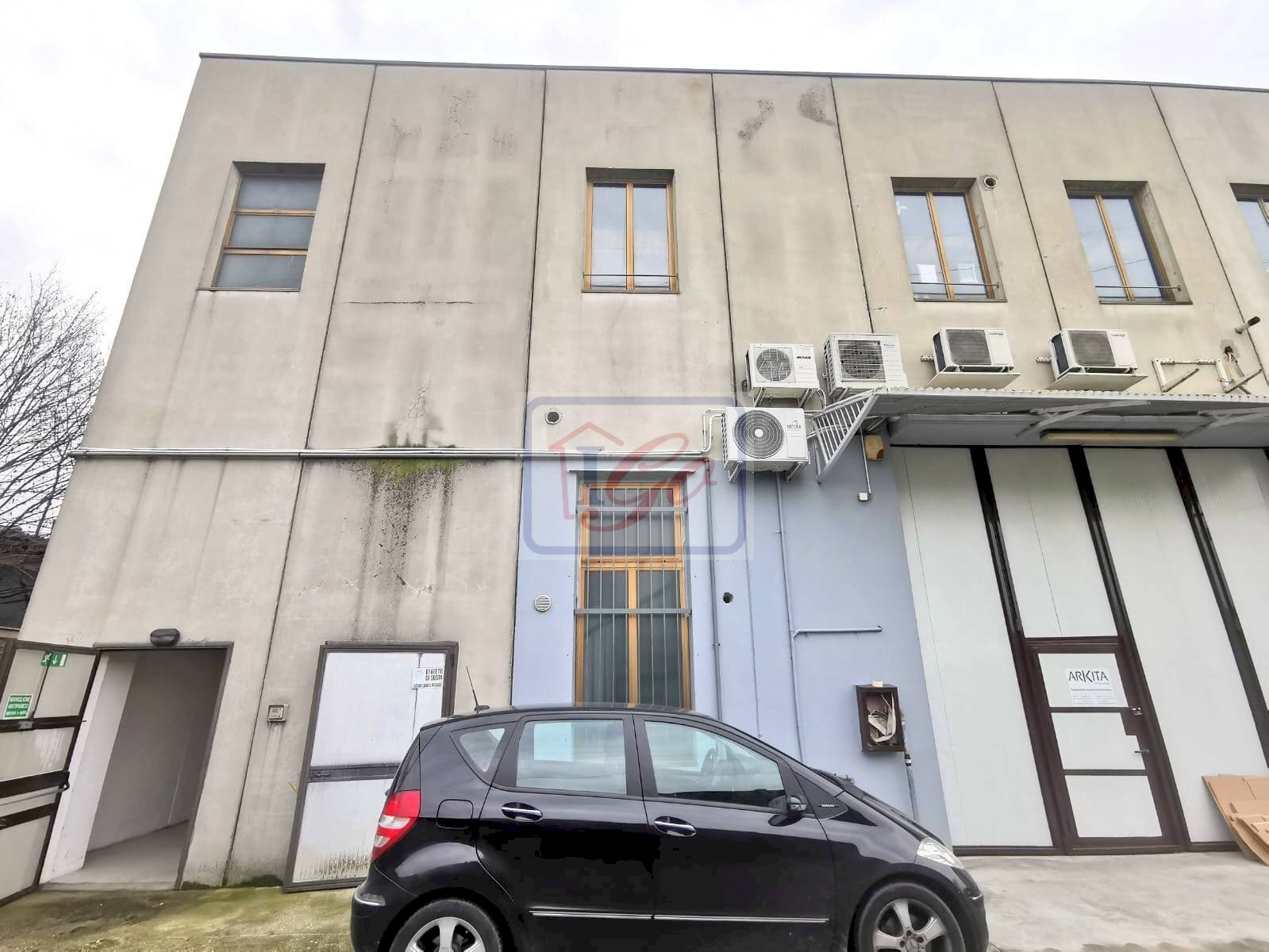 Foto 2 - Capannone Via Giuseppe di Vittorio, Trezzo sull'Adda - foto 2