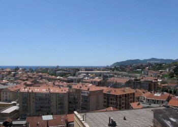 Foto 10 - Negozio via nostra signora degli angeli
 
3, Savona - foto 9