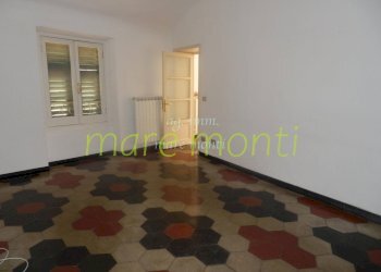 Foto 20 - Four-room apartment via san nicolo'
 
2, Albisola Superiore - photo 20