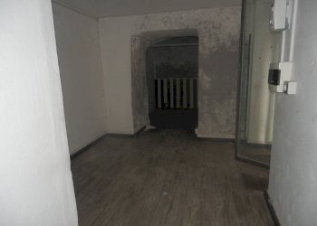 Foto 3 - Negozio bia forni
 
8r, Savona - foto 2